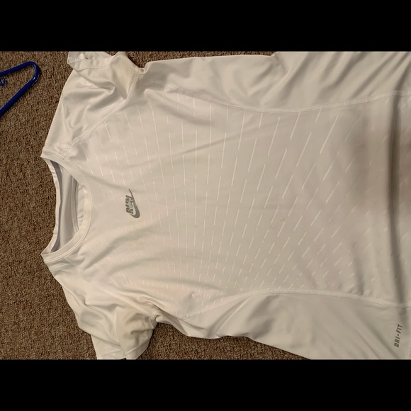 Dri-fit shirtc - Picture 1 of 2